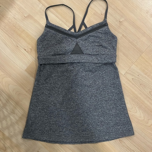 Lululemon tank - Picture 9 of 9